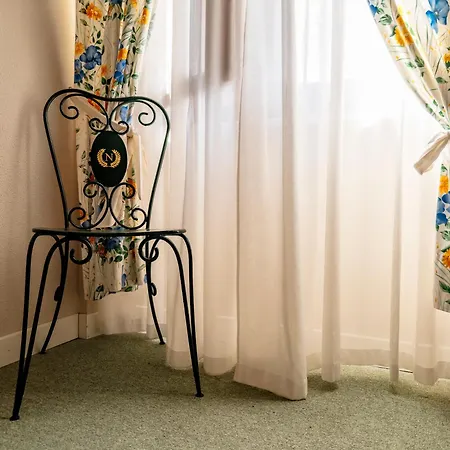 Park Napoleone 4* 费拉约港