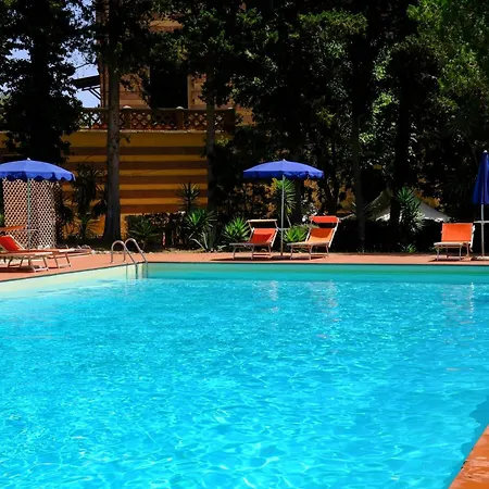 Hotel Park Napoleone 4*