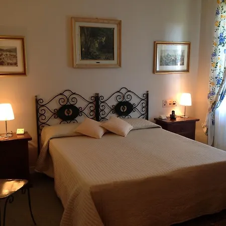 Park Napoleone 酒店 4*